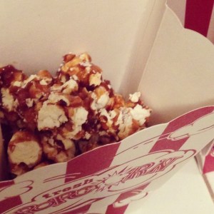 Homemade caramel popcorn