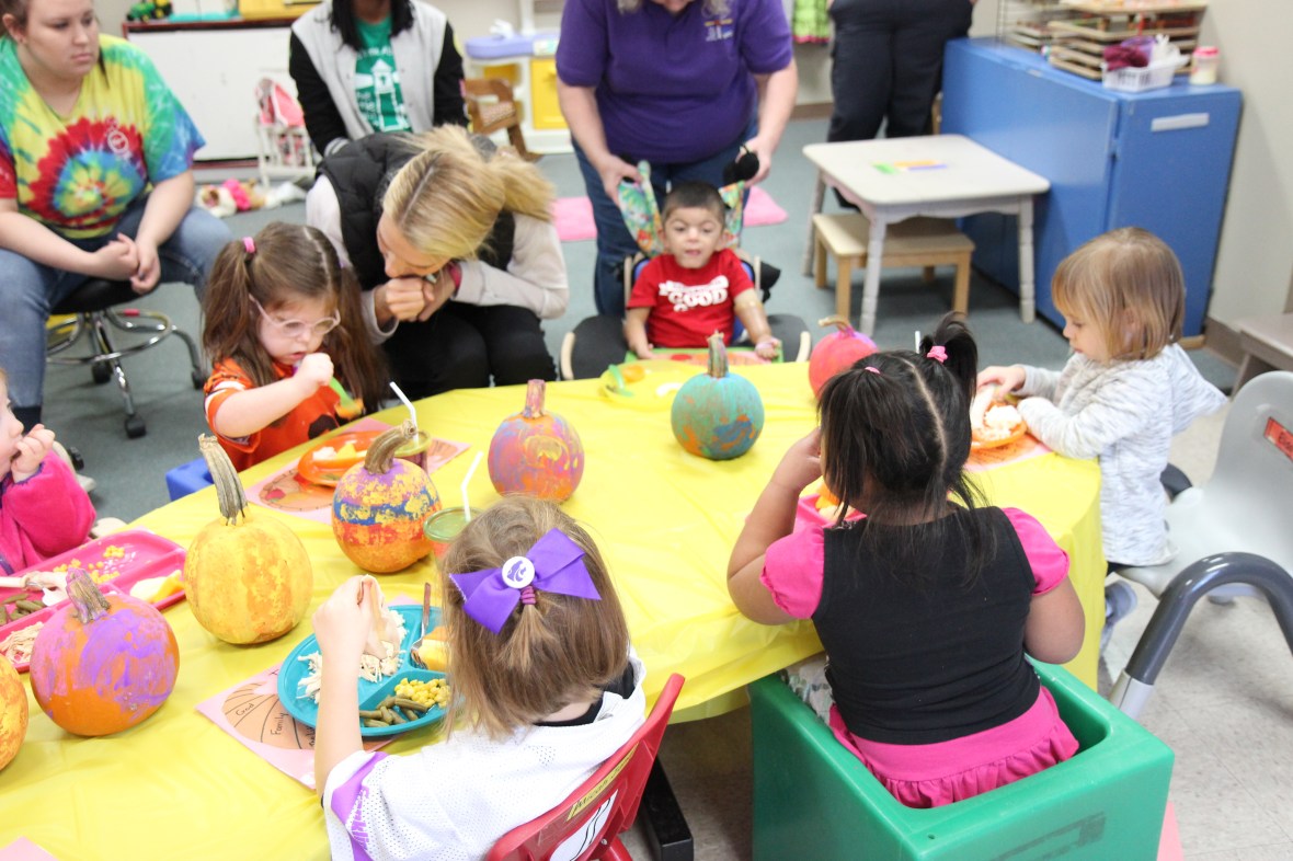 Thanksgiving Feast - time to eat!